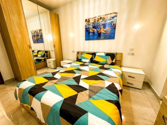 Sliema Jacuzzi Flatアパートメント エクステリア 写真